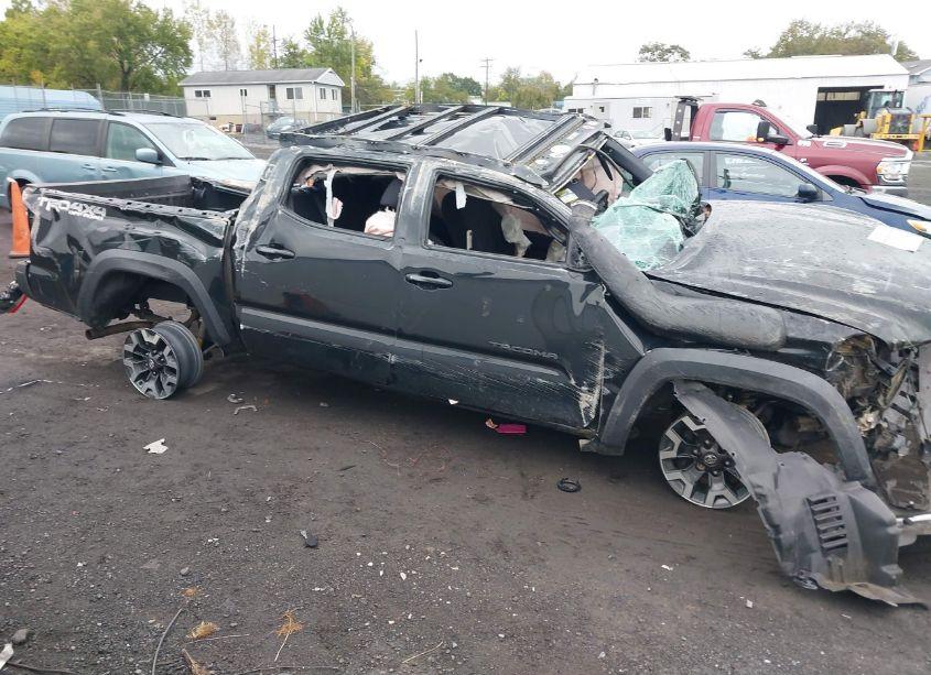 Photo 12 of 2017 Toyota Tacoma TRD OFF ROAD (VIN 3TMCZ5AN4HM062424)