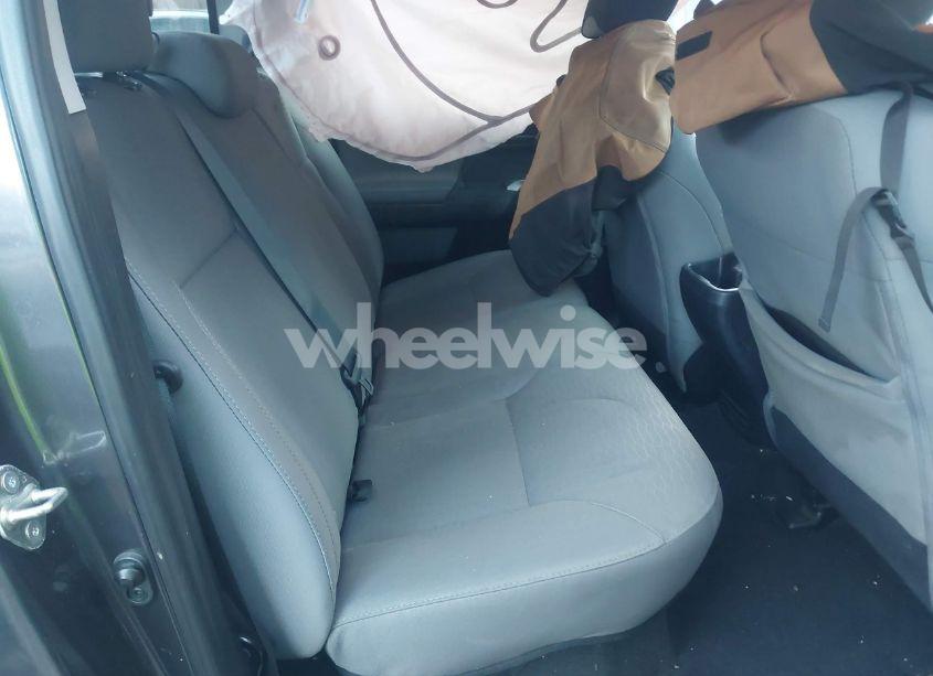 Photo 8 of 2017 Toyota Tacoma SR5 V6 (VIN 3TMCZ5AN4HM104459)