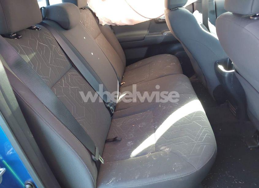 Photo 8 of 2017 Toyota Tacoma TRD SPORT (VIN 3TMCZ5AN4HM119690)