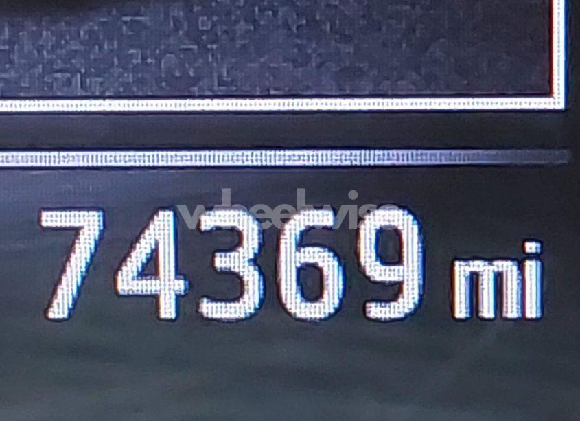 Photo 16 of 2018 Toyota Tacoma SR V6 (VIN 3TMCZ5AN4JM130307)