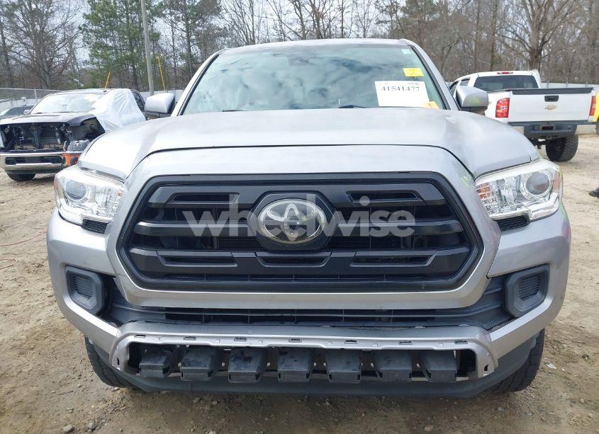 Photo 18 of 2018 Toyota Tacoma SR V6 (VIN 3TMCZ5AN4JM130307)