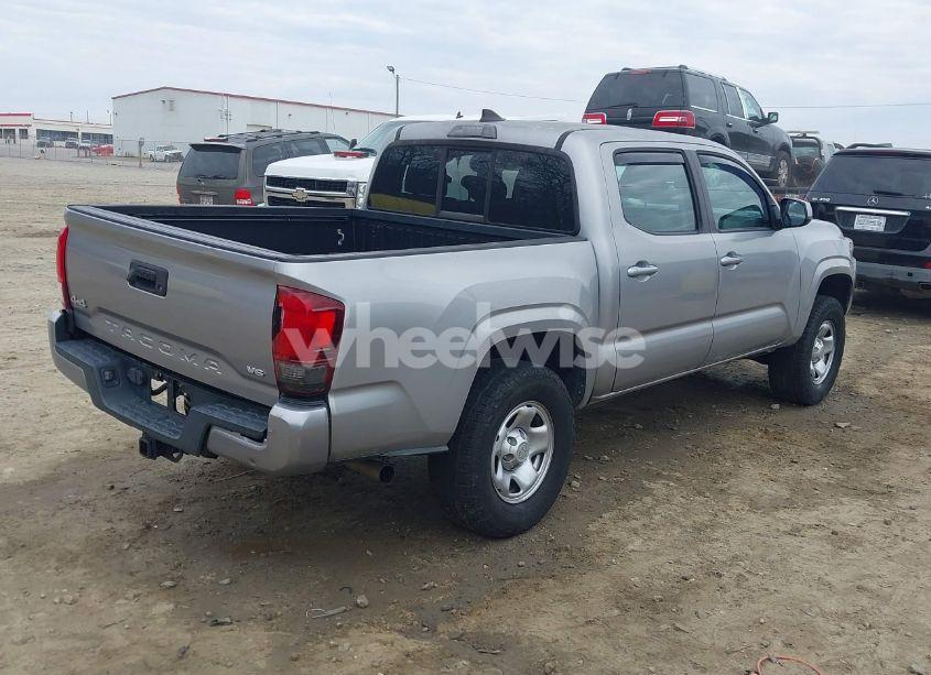 Photo 4 of 2018 Toyota Tacoma SR V6 (VIN 3TMCZ5AN4JM130307)