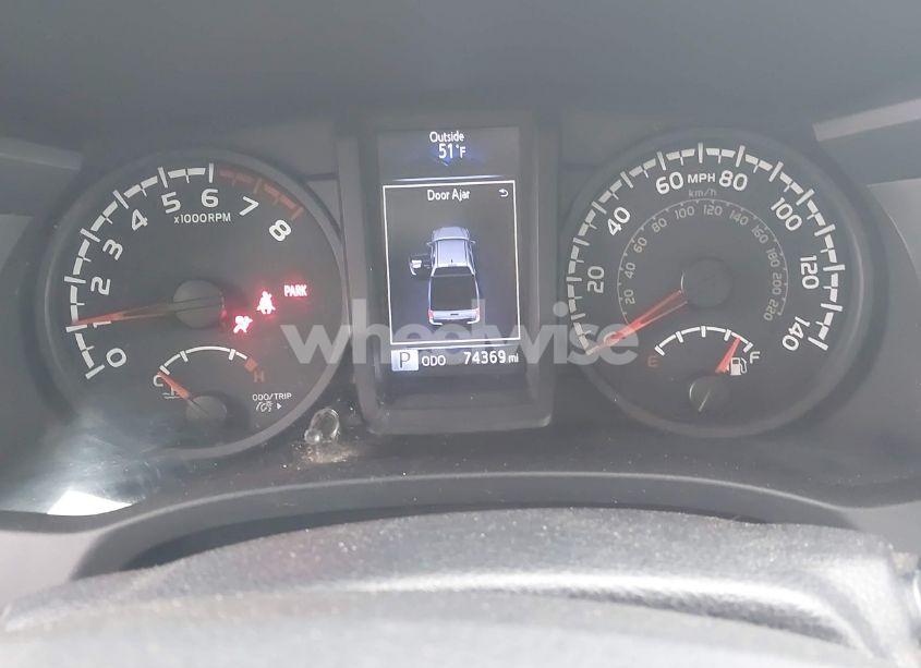 Photo 7 of 2018 Toyota Tacoma SR V6 (VIN 3TMCZ5AN4JM130307)