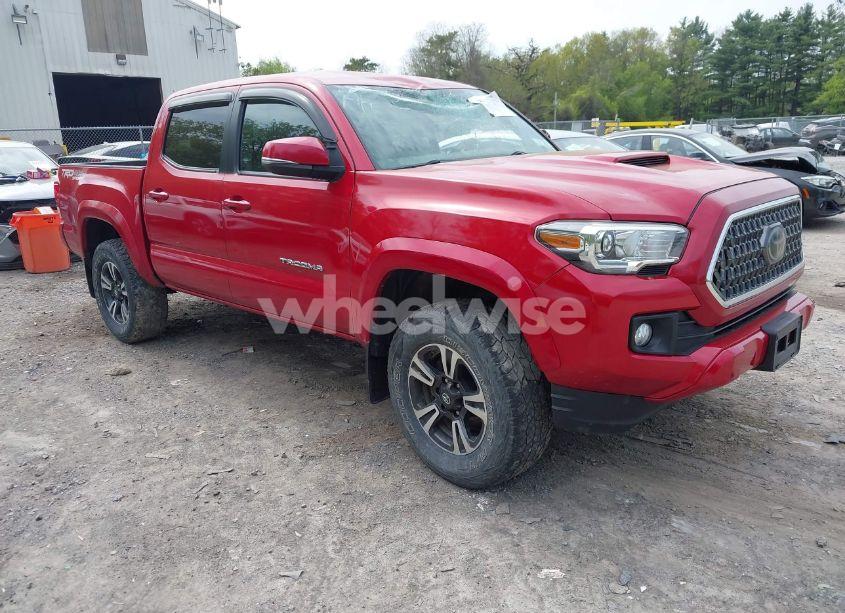 2018 Toyota Tacoma TRD SPORT (VIN 3TMCZ5AN4JM159287) main photo
