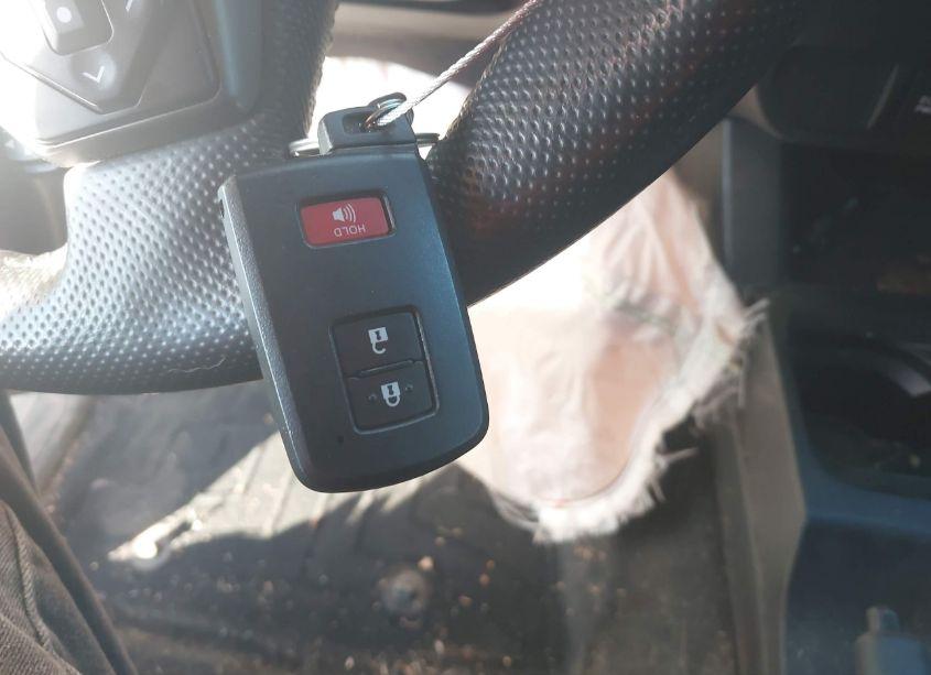 Photo 11 of 2018 Toyota Tacoma TRD OFF ROAD (VIN 3TMCZ5AN4JM167776)