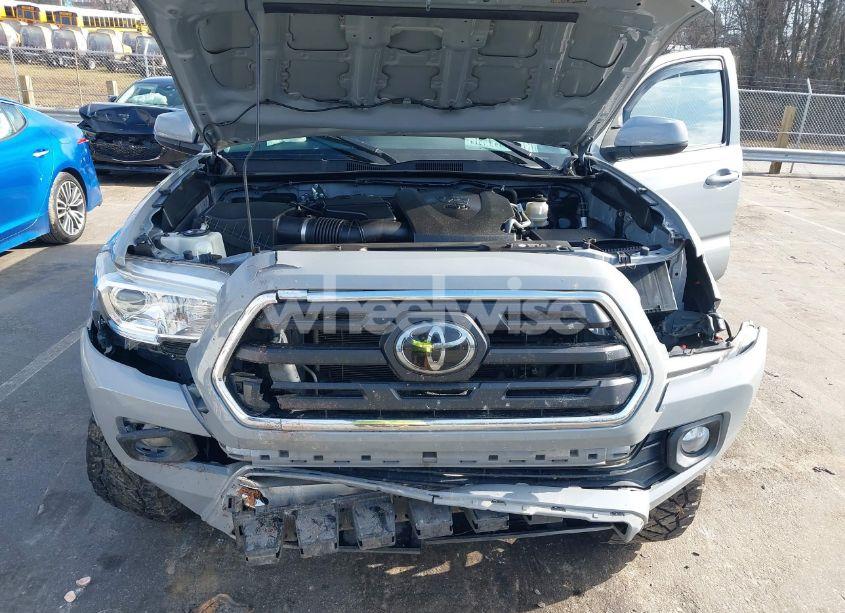 Photo 10 of 2019 Toyota Tacoma SR5 V6 (VIN 3TMCZ5AN4KM204455)