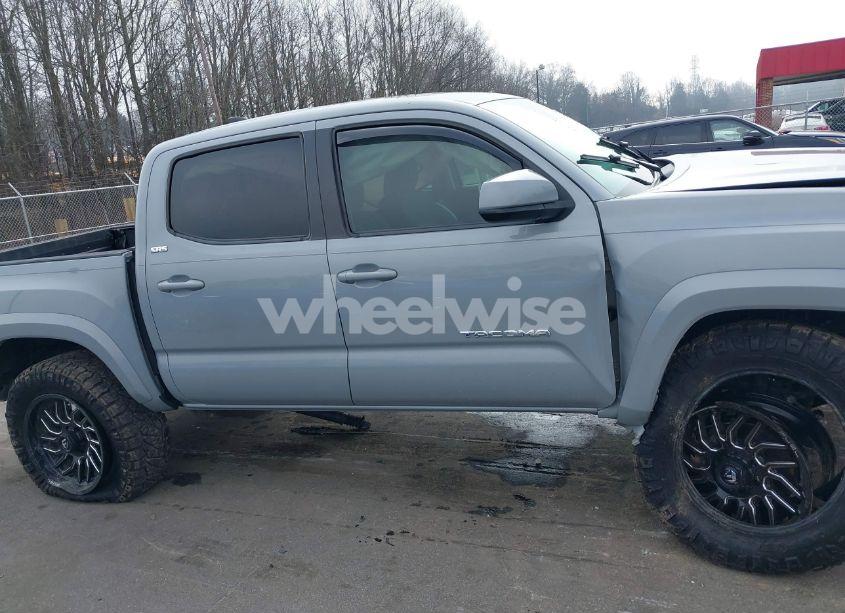 Photo 13 of 2019 Toyota Tacoma SR5 V6 (VIN 3TMCZ5AN4KM204455)
