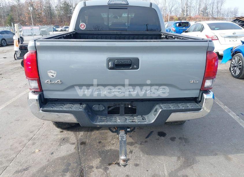 Photo 16 of 2019 Toyota Tacoma SR5 V6 (VIN 3TMCZ5AN4KM204455)