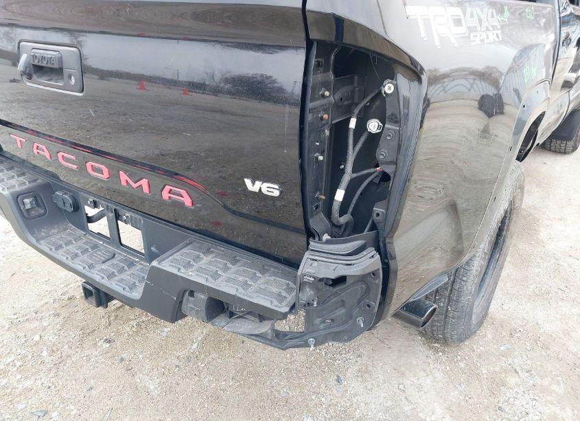 Photo 19 of 2019 Toyota Tacoma TRD SPORT (VIN 3TMCZ5AN4KM225130)