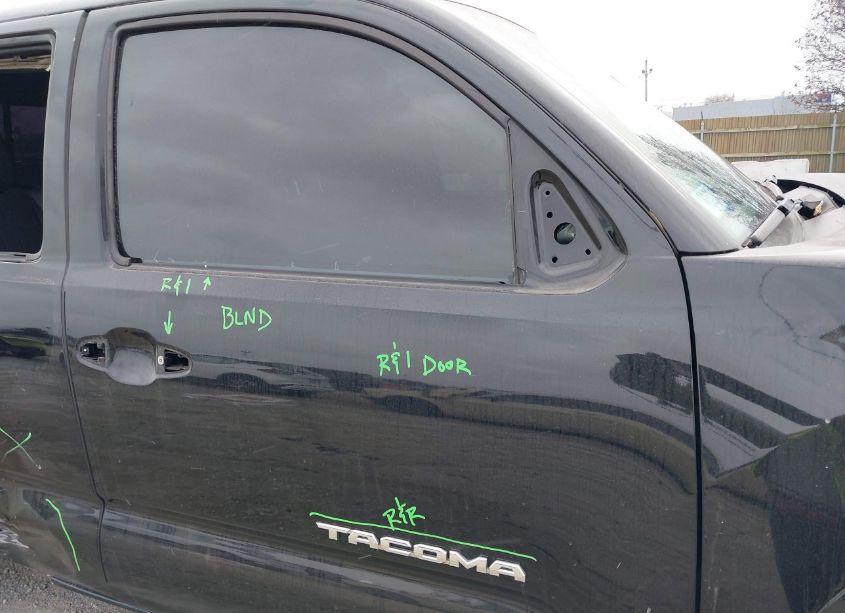Photo 6 of 2019 Toyota Tacoma TRD SPORT (VIN 3TMCZ5AN4KM225130)