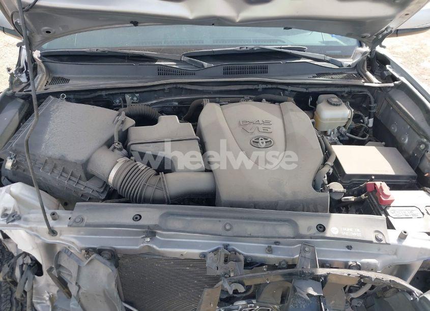 Photo 10 of 2019 Toyota Tacoma TRD OFF ROAD (VIN 3TMCZ5AN4KM273601)