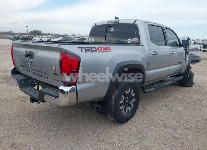 Photo 4 of 2019 Toyota Tacoma TRD OFF ROAD (VIN 3TMCZ5AN4KM273601)