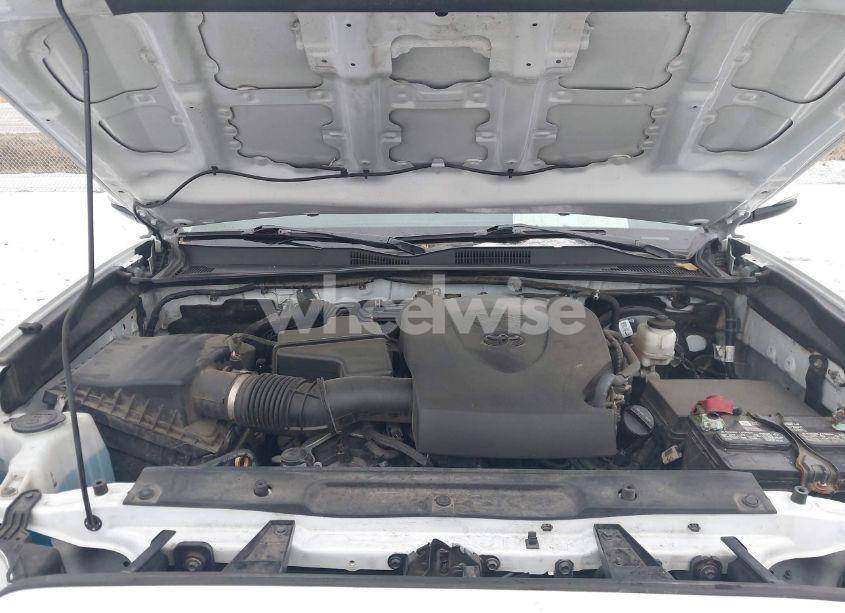 Photo 10 of 2020 Toyota Tacoma SR5 V6 (VIN 3TMCZ5AN4LM324547)