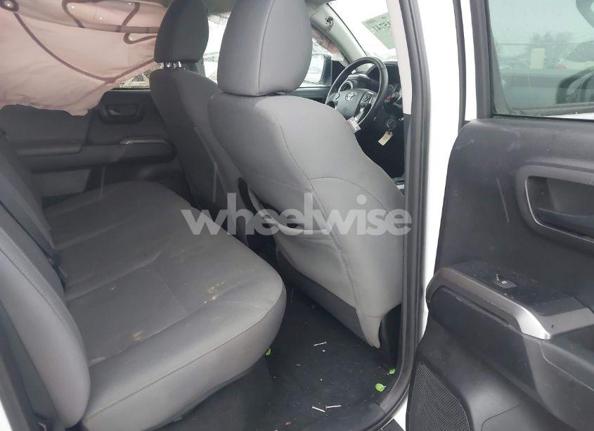 Photo 8 of 2020 Toyota Tacoma SR5 V6 (VIN 3TMCZ5AN4LM324547)