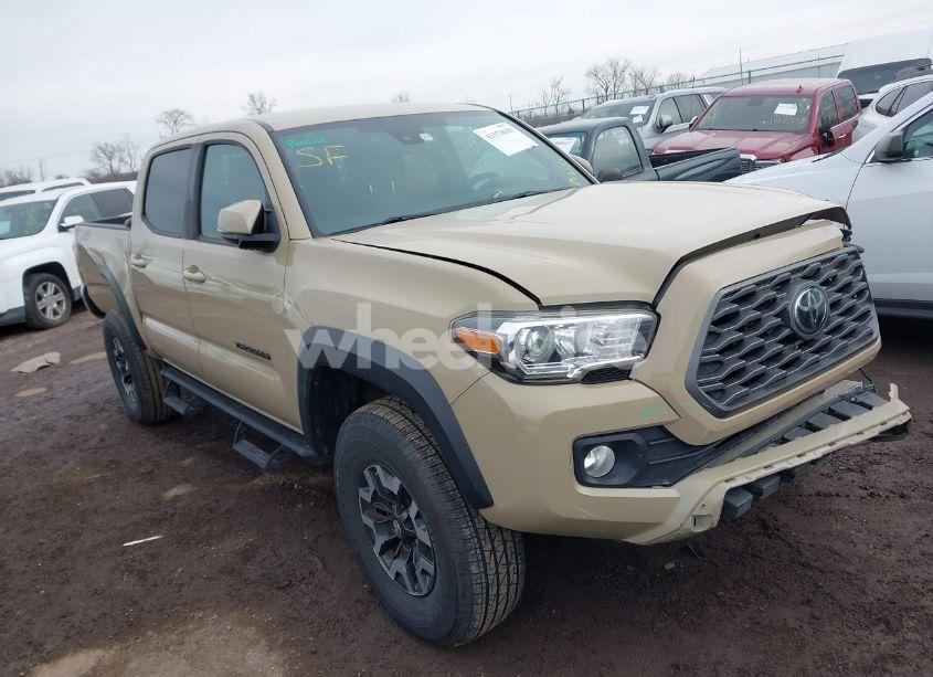 2020 Toyota Tacoma TRD OFF-ROAD (VIN 3TMCZ5AN4LM330140) main photo