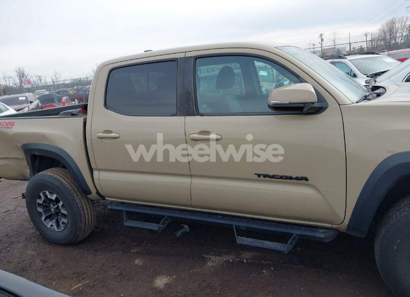 Photo 13 of 2020 Toyota Tacoma TRD OFF-ROAD (VIN 3TMCZ5AN4LM330140)
