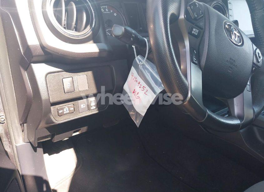 Photo 18 of 2021 Toyota Tacoma TRD OFF-ROAD (VIN 3TMCZ5AN4MM374933)