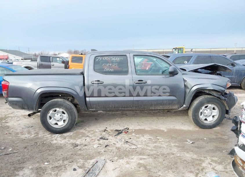 Photo 13 of 2021 Toyota Tacoma SR V6 (VIN 3TMCZ5AN4MM404027)