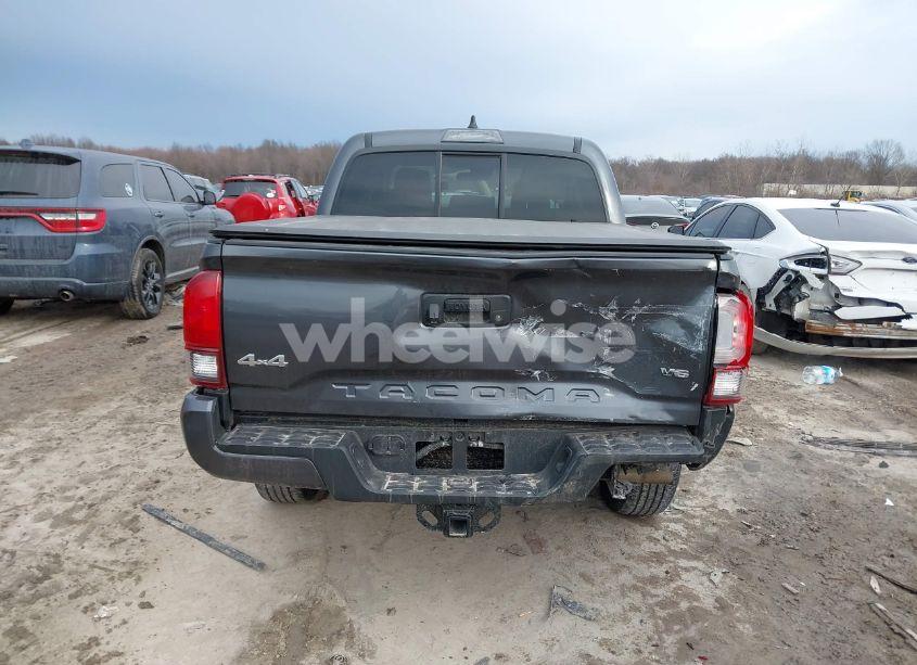 Photo 16 of 2021 Toyota Tacoma SR V6 (VIN 3TMCZ5AN4MM404027)