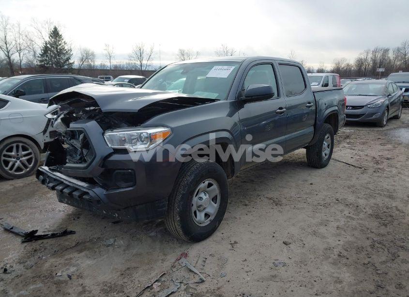Photo 2 of 2021 Toyota Tacoma SR V6 (VIN 3TMCZ5AN4MM404027)