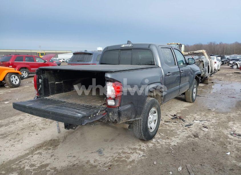 Photo 4 of 2021 Toyota Tacoma SR V6 (VIN 3TMCZ5AN4MM404027)