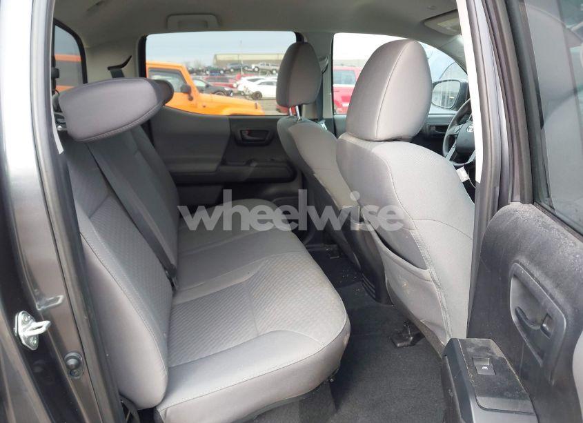 Photo 8 of 2021 Toyota Tacoma SR V6 (VIN 3TMCZ5AN4MM404027)
