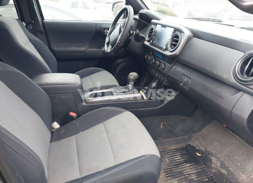 Photo 5 of 2021 Toyota Tacoma TRD OFF-ROAD (VIN 3TMCZ5AN4MM405467)