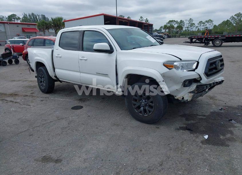 2021 Toyota Tacoma SR5 V6 (VIN 3TMCZ5AN4MM428599) main photo