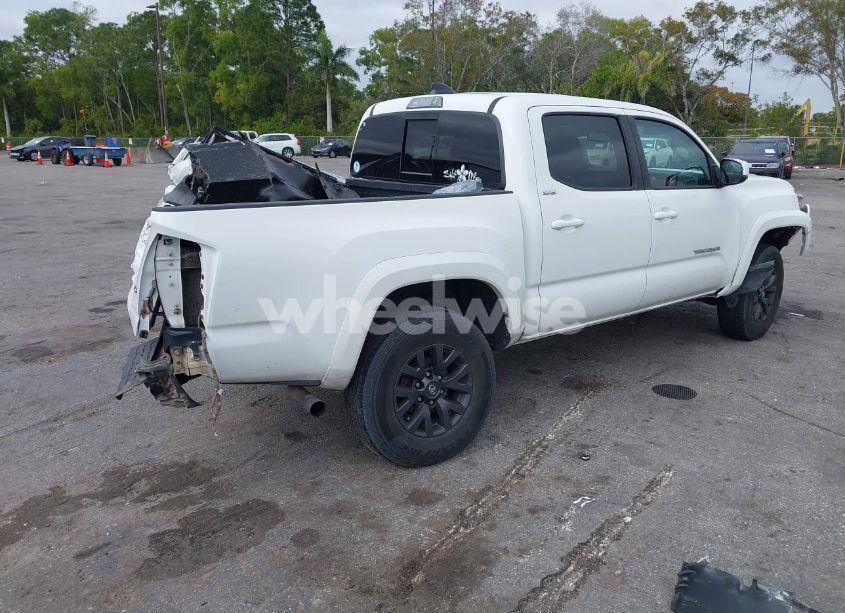 Photo 4 of 2021 Toyota Tacoma SR5 V6 (VIN 3TMCZ5AN4MM428599)