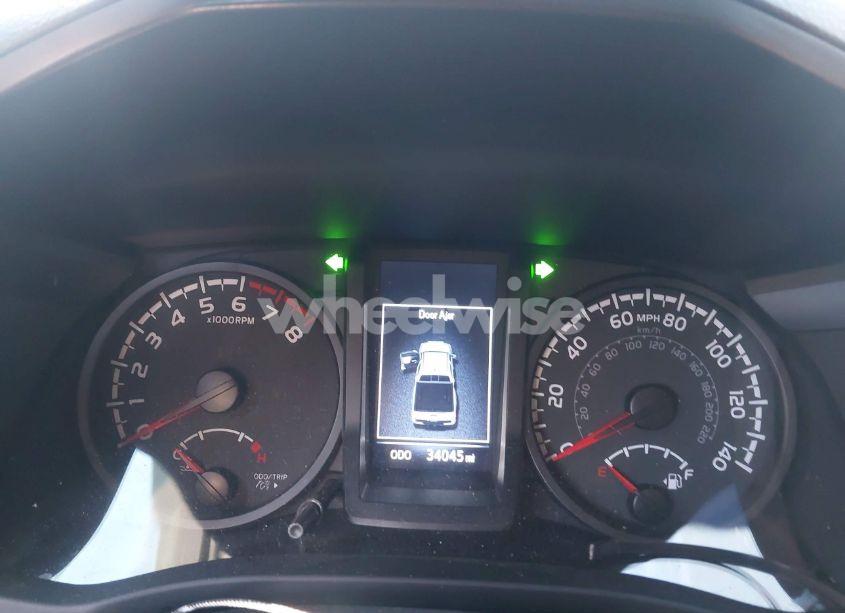 Photo 7 of 2022 Toyota Tacoma SR V6 (VIN 3TMCZ5AN4NM494409)