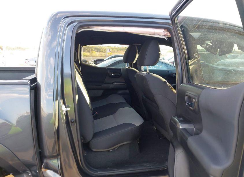 Photo 7 of 2023 Toyota Tacoma (VIN 3TMCZ5AN4PM598742)