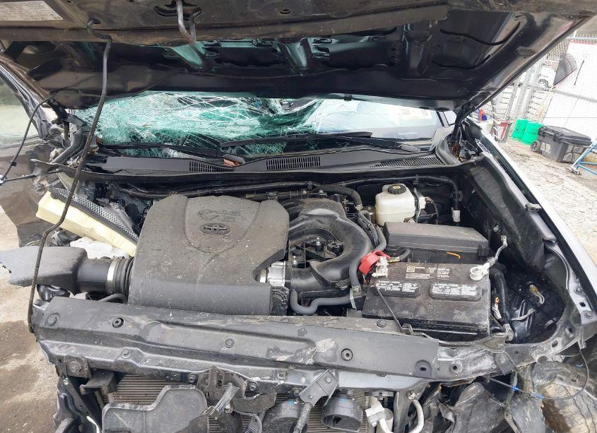 Photo 10 of 2023 Toyota Tacoma TRD OFF ROAD (VIN 3TMCZ5AN4PM626006)