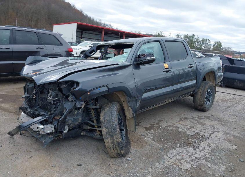 Photo 2 of 2023 Toyota Tacoma TRD OFF ROAD (VIN 3TMCZ5AN4PM626006)