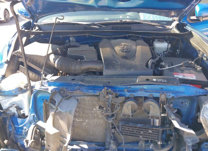 Photo 10 of 2016 Toyota Tacoma TRD OFF ROAD (VIN 3TMCZ5AN5GM017474)