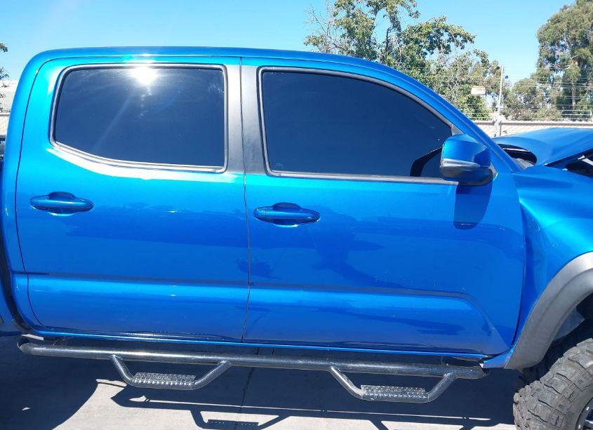Photo 14 of 2016 Toyota Tacoma TRD OFF ROAD (VIN 3TMCZ5AN5GM017474)