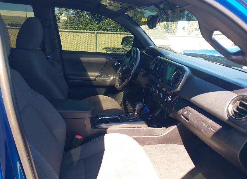 Photo 5 of 2016 Toyota Tacoma TRD OFF ROAD (VIN 3TMCZ5AN5GM017474)
