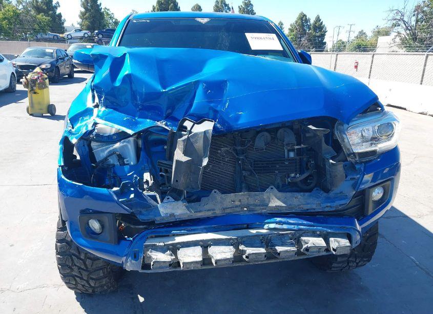 Photo 6 of 2016 Toyota Tacoma TRD OFF ROAD (VIN 3TMCZ5AN5GM017474)
