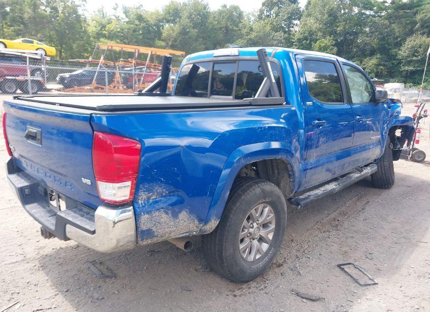 Photo 4 of 2016 Toyota Tacoma SR5 V6 (VIN 3TMCZ5AN5GM021122)