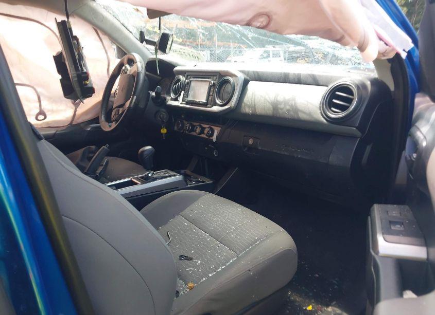 Photo 5 of 2016 Toyota Tacoma SR5 V6 (VIN 3TMCZ5AN5GM021122)