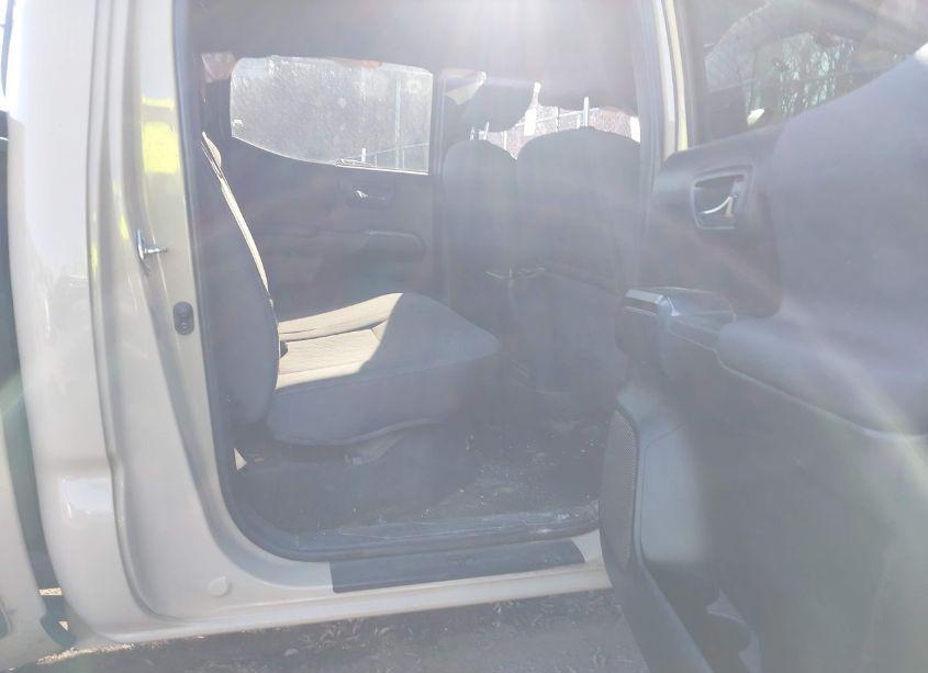 Photo 8 of 2017 Toyota Tacoma TRD SPORT (VIN 3TMCZ5AN5HM052162)