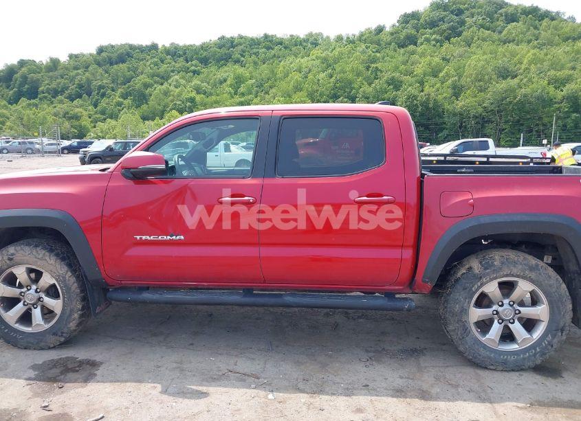 Photo 14 of 2017 Toyota Tacoma TRD OFF ROAD (VIN 3TMCZ5AN5HM066093)