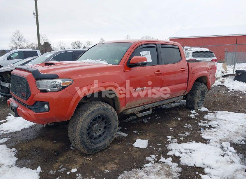 Photo 6 of 2017 Toyota Tacoma TRD SPORT (VIN 3TMCZ5AN5HM076462)
