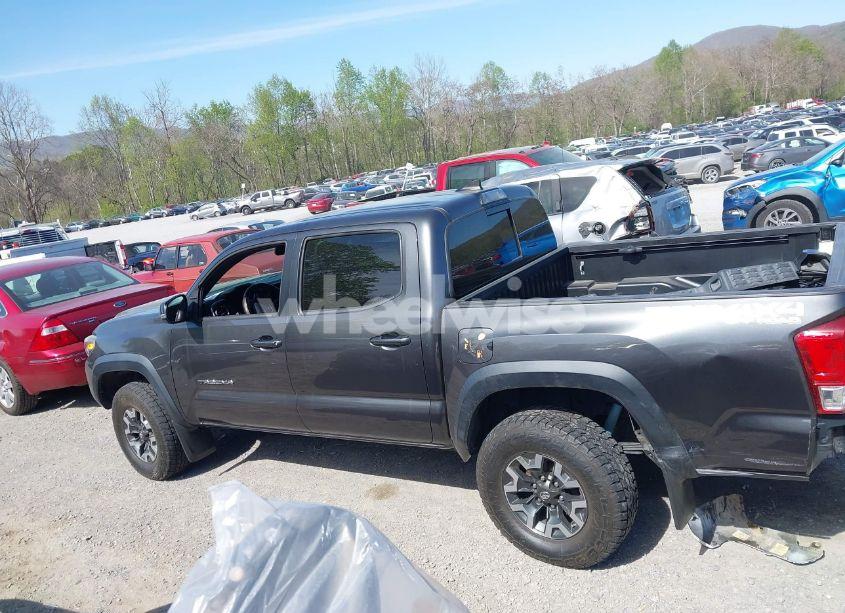 Photo 14 of 2017 Toyota Tacoma TRD OFF ROAD (VIN 3TMCZ5AN5HM088577)