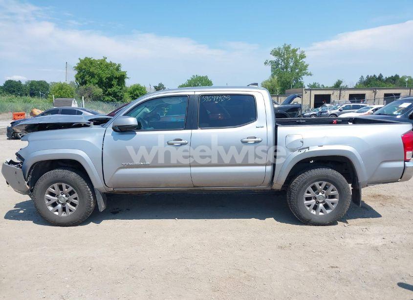 Photo 15 of 2017 Toyota Tacoma SR5 V6 (VIN 3TMCZ5AN5HM101666)