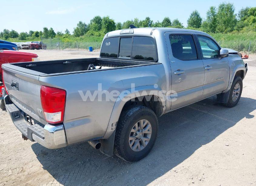 Photo 4 of 2017 Toyota Tacoma SR5 V6 (VIN 3TMCZ5AN5HM101666)