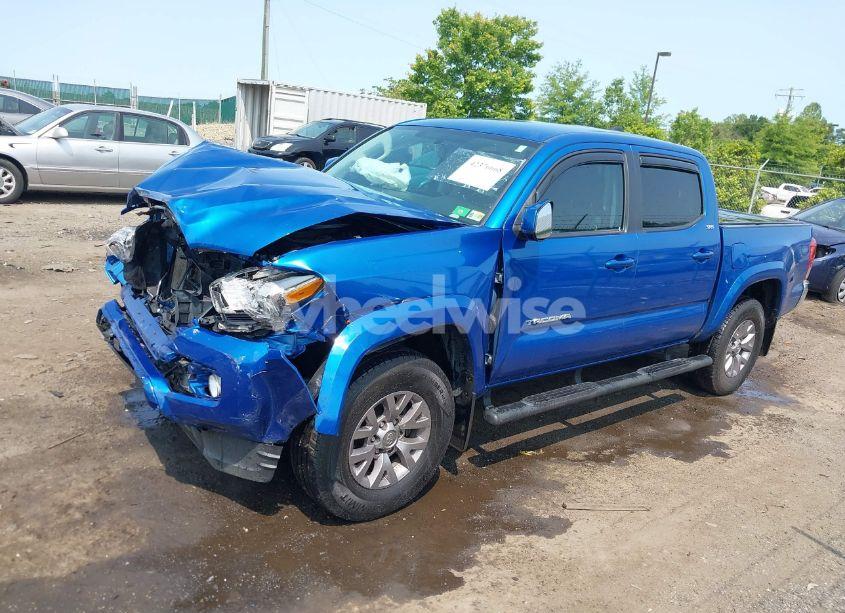 Photo 14 of 2017 Toyota Tacoma DBL CAB/SR/TRDSPT/OR/PRO (VIN 3TMCZ5AN5HM104552)