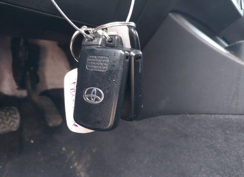 Photo 11 of 2018 Toyota Tacoma TRD OFF ROAD (VIN 3TMCZ5AN5JM158486)