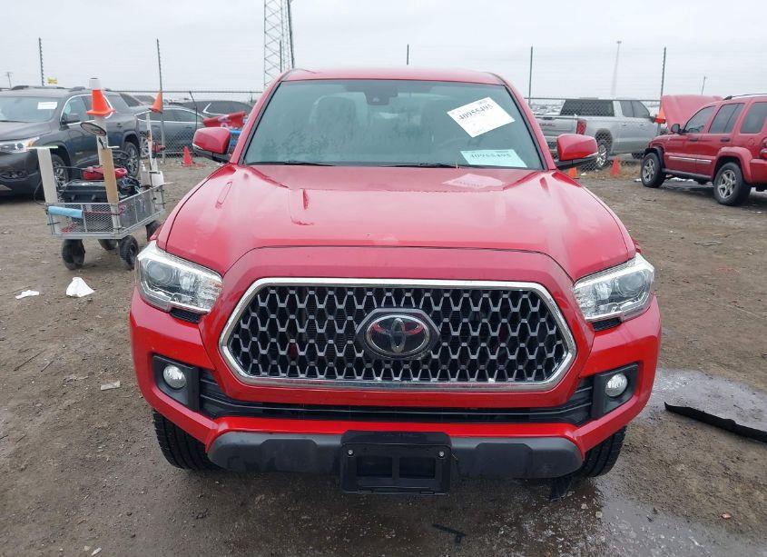 Photo 13 of 2018 Toyota Tacoma TRD OFF ROAD (VIN 3TMCZ5AN5JM158486)