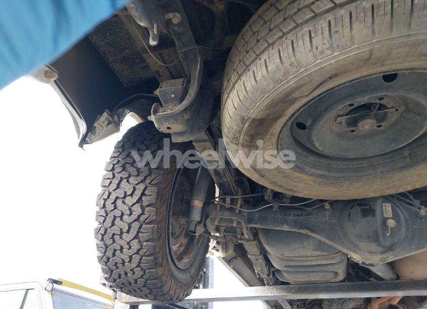 Photo 17 of 2018 Toyota Tacoma TRD SPORT (VIN 3TMCZ5AN5JM163624)