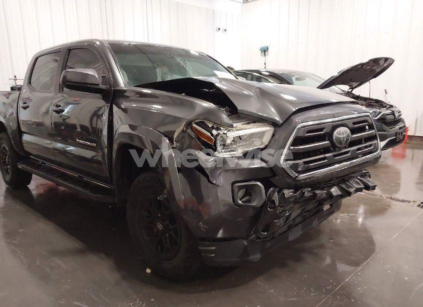 Photo 6 of 2019 Toyota Tacoma SR5 V6 (VIN 3TMCZ5AN5KM194387)